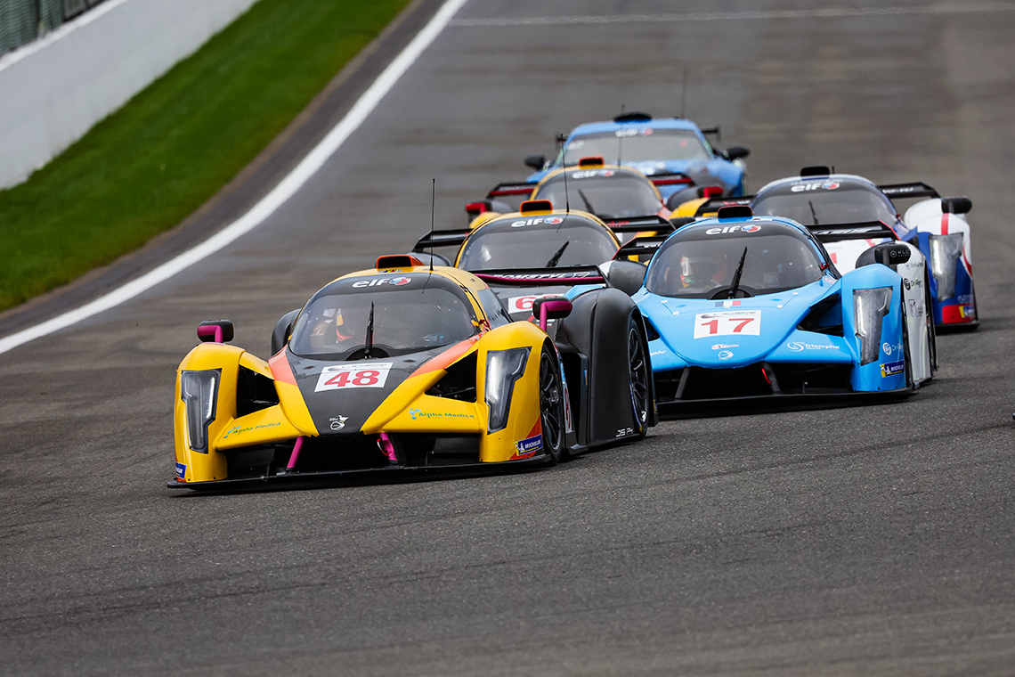 Prototype field racing at Spa-Francorchamps